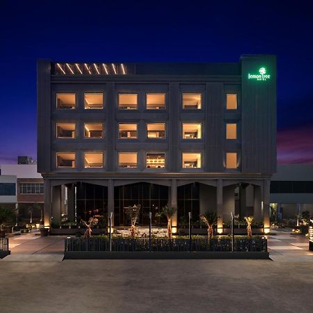 Lemon Tree Hotel, Hisar Bagian luar foto