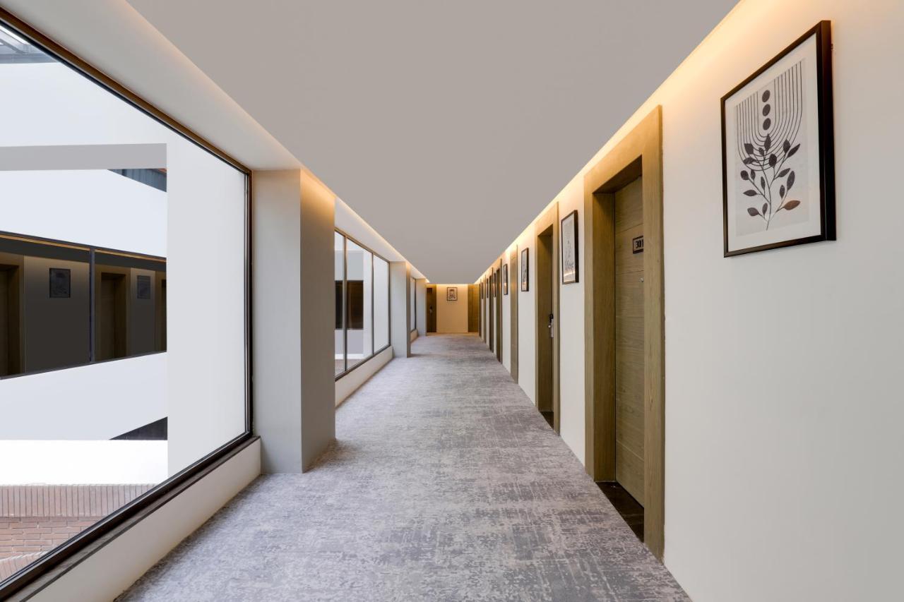 Lemon Tree Hotel, Hisar Bagian luar foto